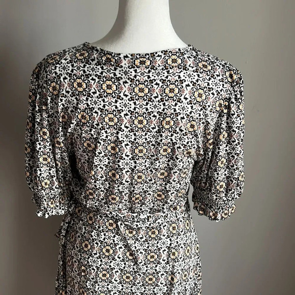 NEW Boden Ruffle Wrap Jersey Mini Dress Black, Opulent Pome - Picture 6 of 11